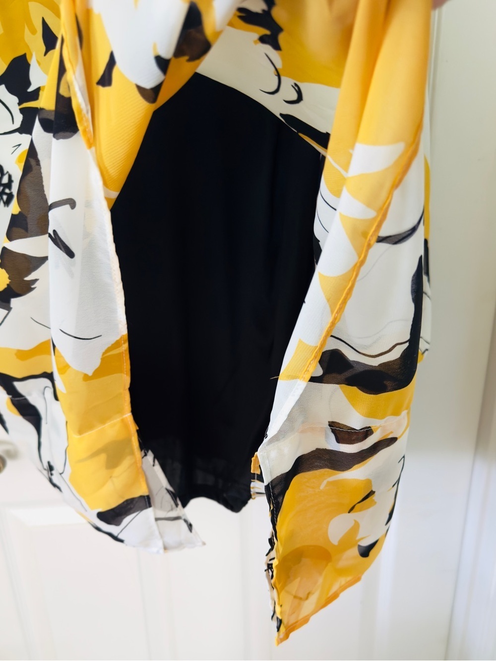 NWT NY Collection Woman 3X Yellow Floral Layered Blouse Peekaboo Shoulder - Picture 6 of 7